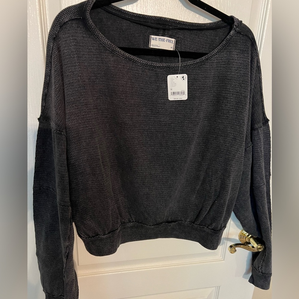 We The Free Ife Pullover Black NWT Sizw M